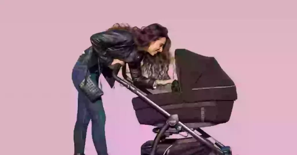 When-can-a-baby-sit-in-a-stroller (1)